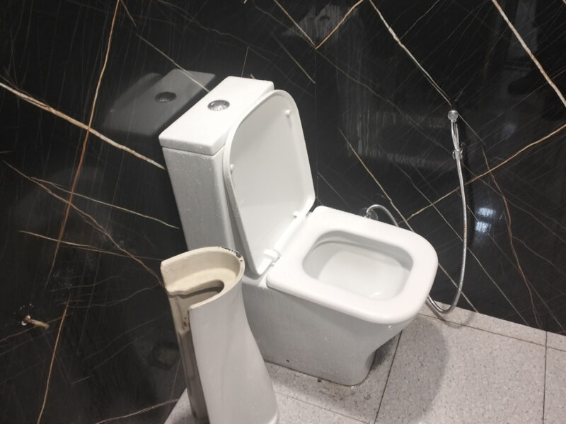 Unitaz qurasdirilmasi - Yenielanlar.az